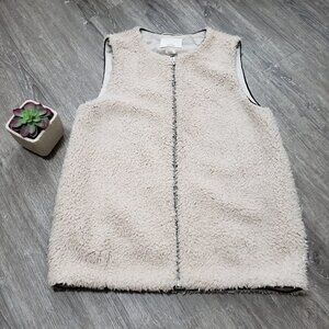Wilfred Aritzia Chatou Vest Sz L Faux Fur